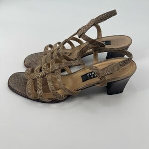 STUART WEITZMAN ZIP UP GLADIATOR HEELED SANDLES FAUX BEIGE SNAKE LEATHER size 9